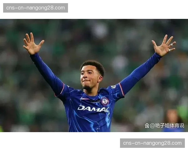 传闻:曼联新帅人选浮出水面,2026年3月或将开启谈判 传闻:曼联新帅人选浮出水面,2026年3月或将开启谈判