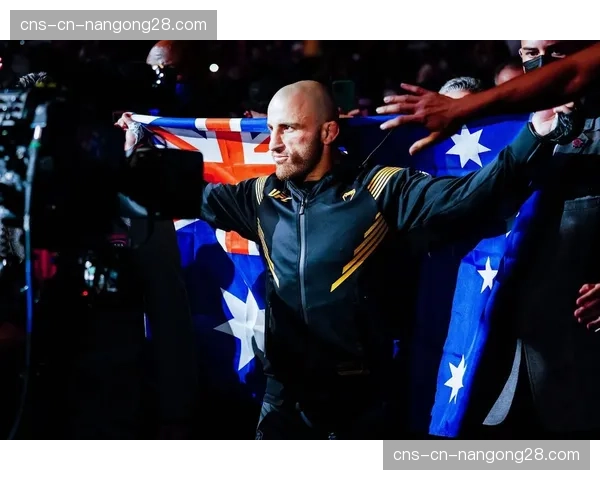 权威媒体ESPN分析师团队预测：超过七成看好“大帝”沃尔卡诺夫斯基在UFC 302回归战中获胜