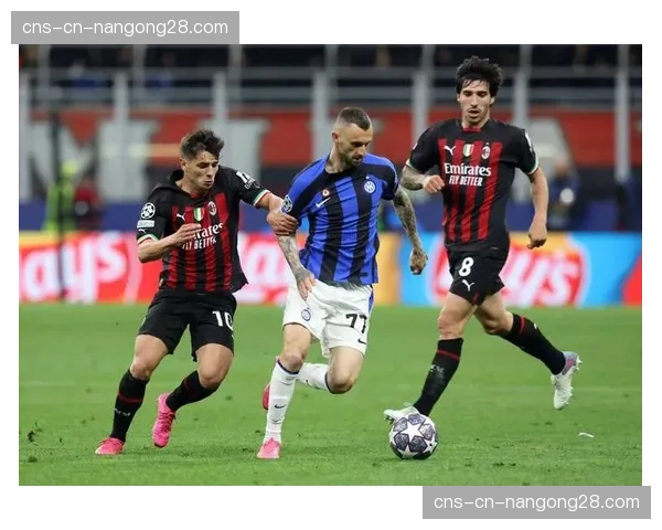 官方：巴萨中场加维因膝伤提前告别本赛季，确认无缘剩余欧冠赛事